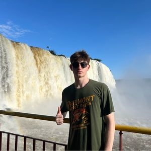 Meet your Posher, Christopher